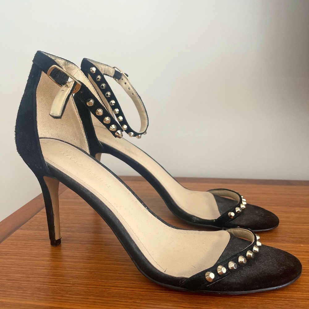 Black Pumps with Silver Studs